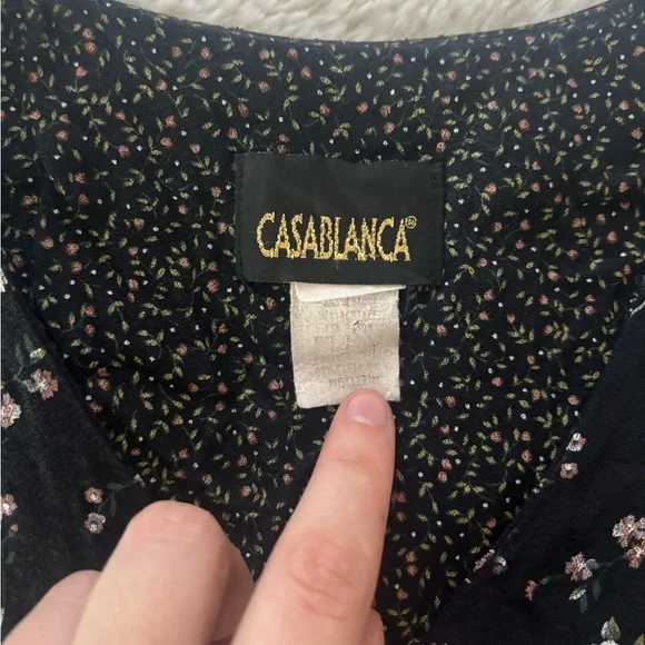 VTG 90s Casablanca - Black Floral Print Button Down Short Sleeve Top - Picture 2 of 7